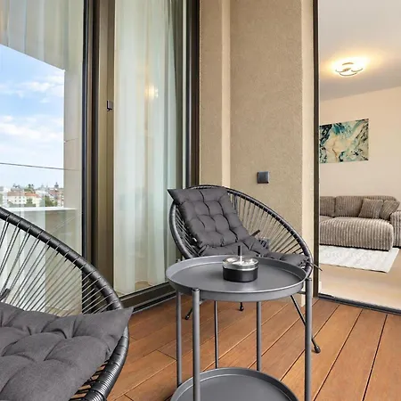 Appartamento Zaha Hadid'S Sky Park Apartment With Balcony & Garage Parking Bratislava
