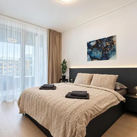 Zaha Hadid'S Sky Park Apartment With Balcony & Garage Parking Appartamento Bratislava